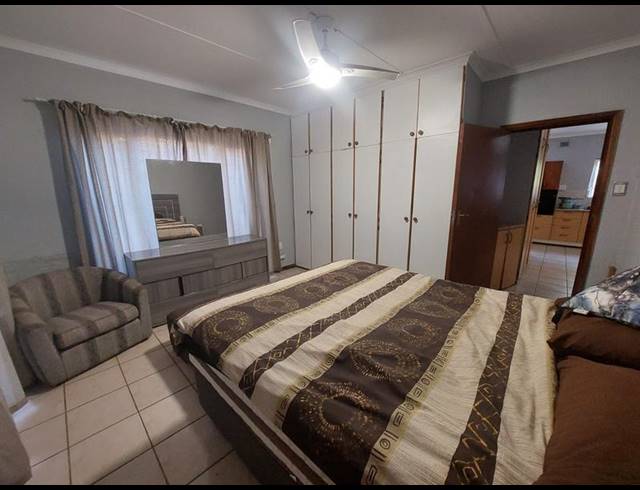 4 BEDROOM HOUSE FOR SALE IN UVONGO